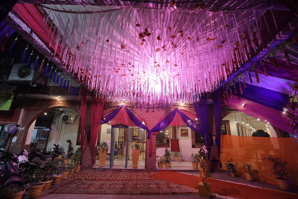 hotel chanson grand westend