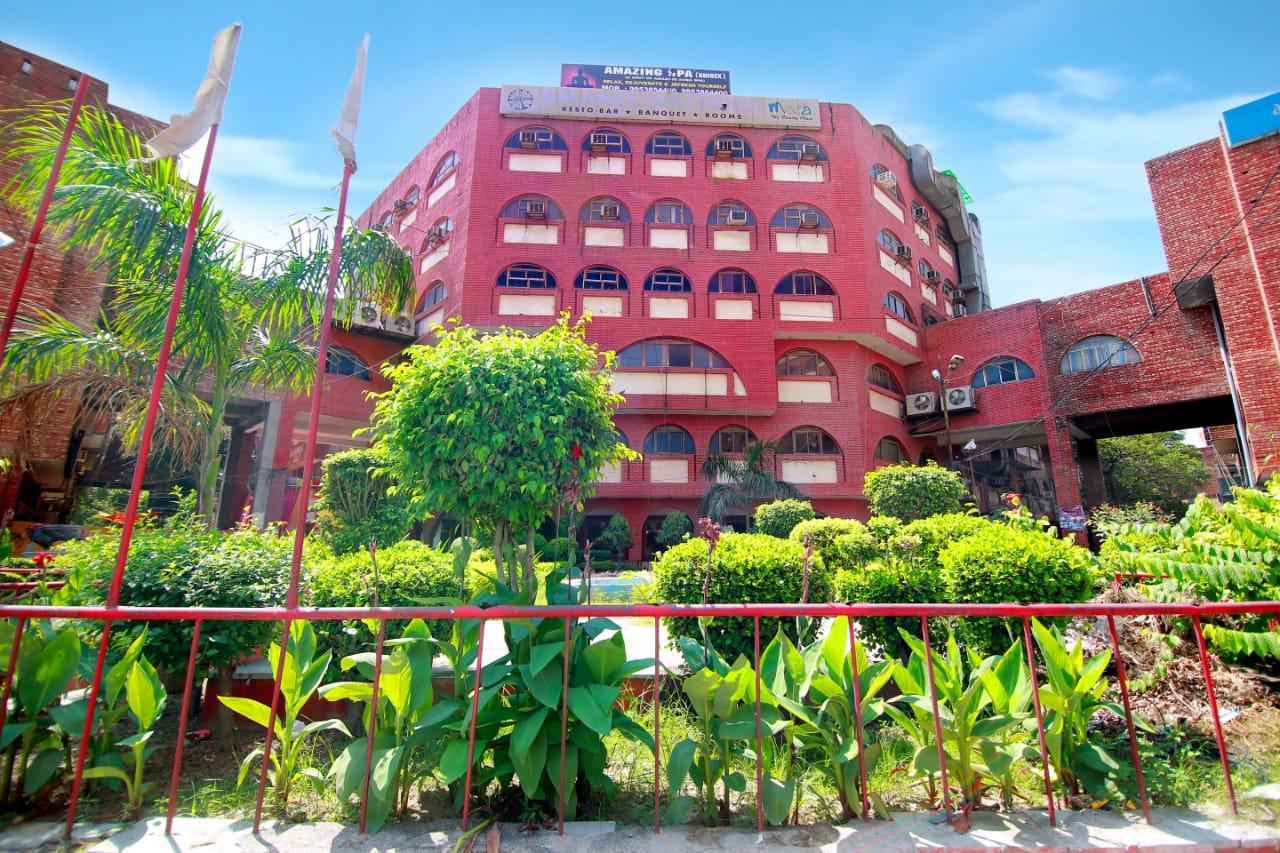 hotel chanson grand westend