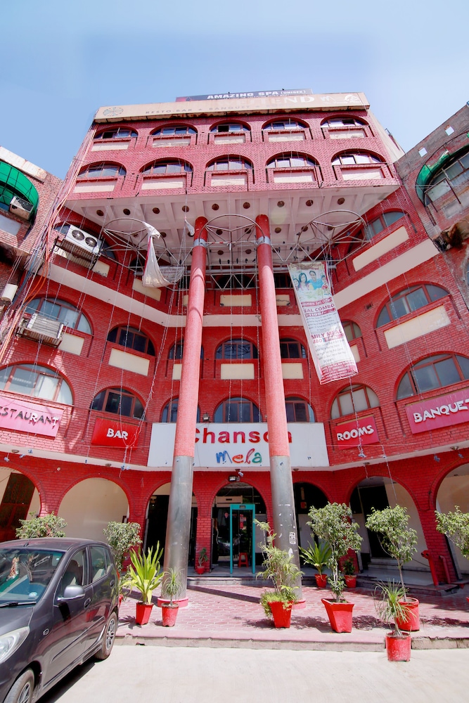 hotel chanson grand westend