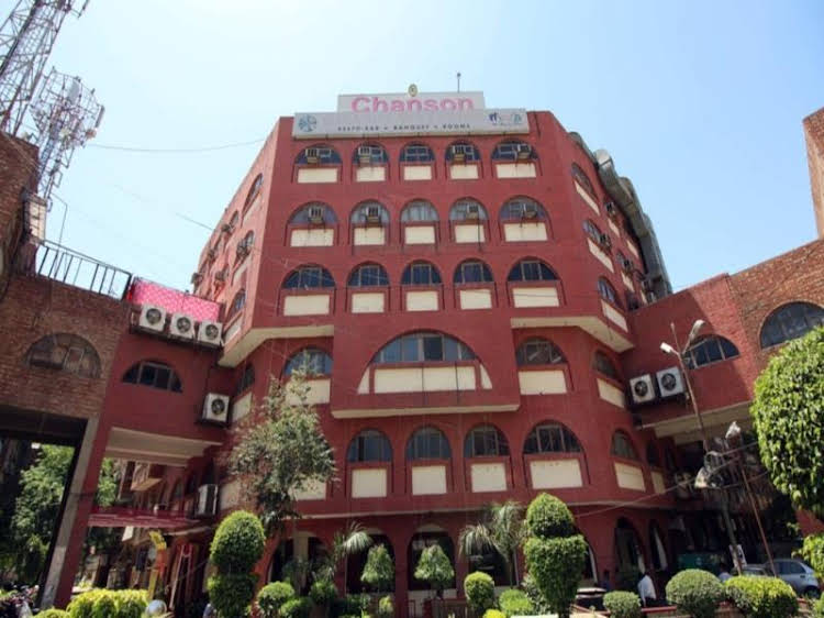 hotel chanson grand westend