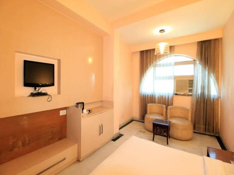 hotel chanson grand westend