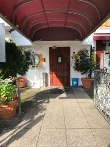 Hotel Nest,Rudow>>Berlin,2 star