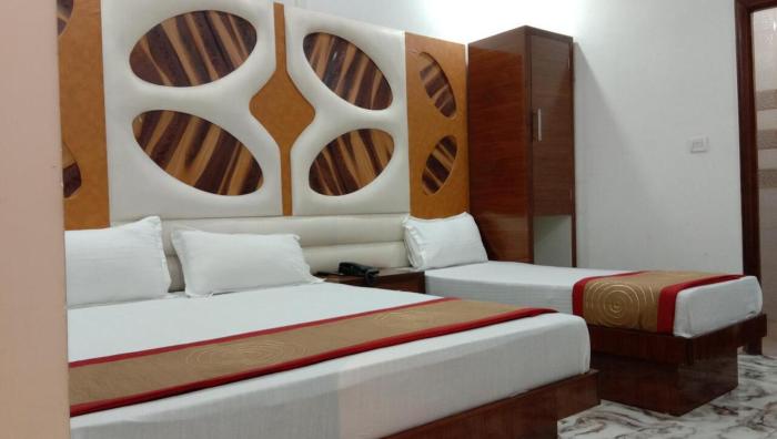 adb rooms hotel crystal deluxe