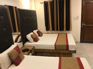 adb rooms hotel crystal deluxe