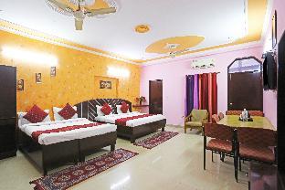 hotel parikshit palace