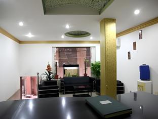 hotel parikshit palace