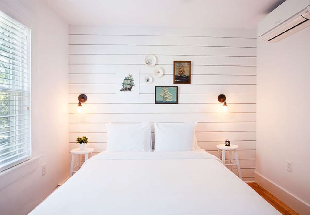 salt house inn