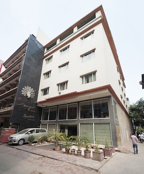 mayur hotel