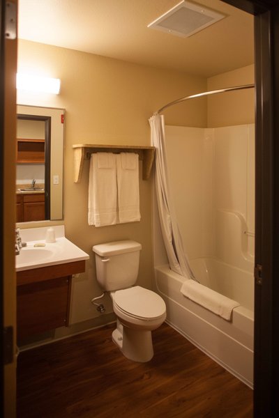 woodspring suites college station