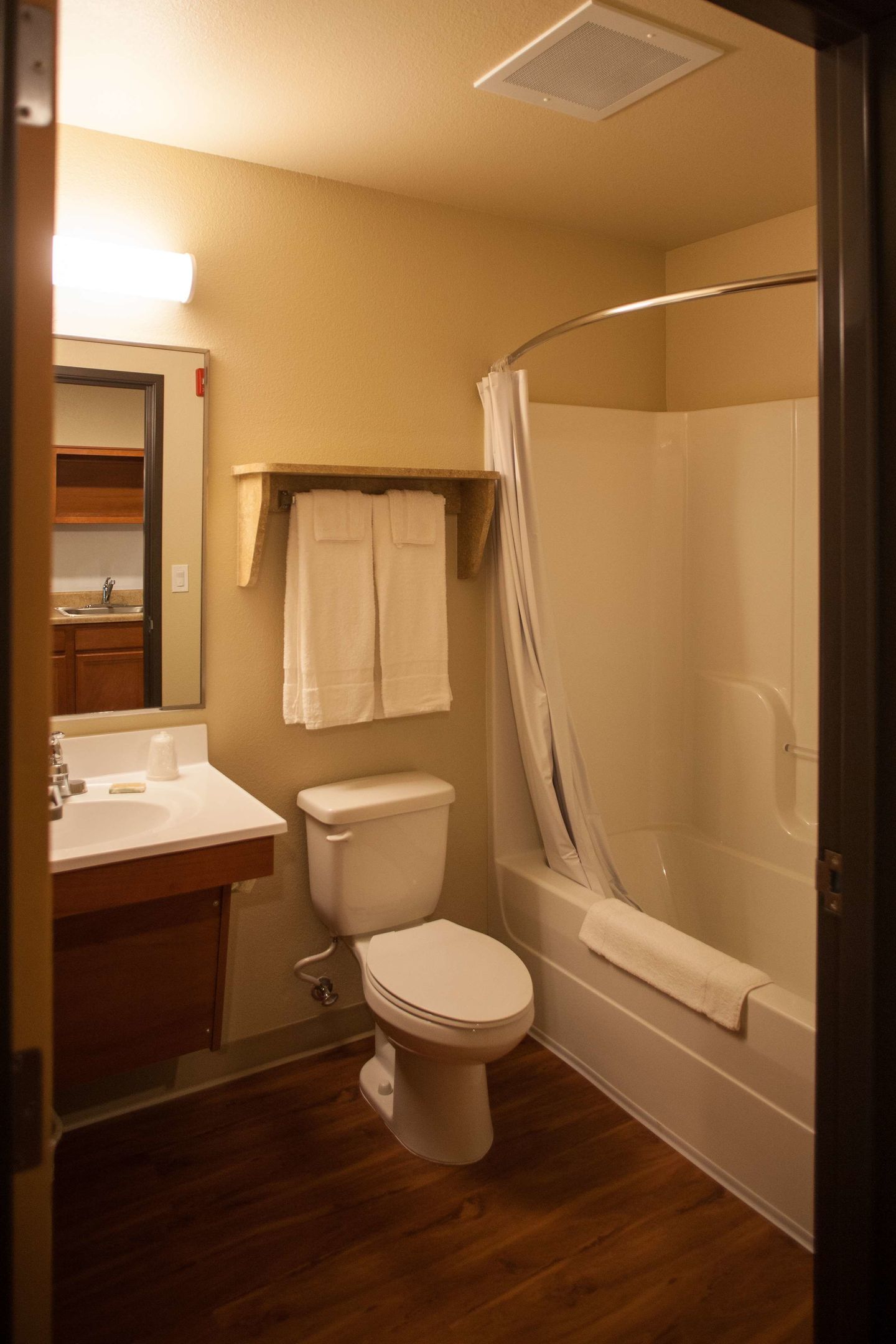 woodspring suites college station