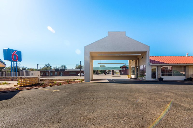motel 6 childress tx