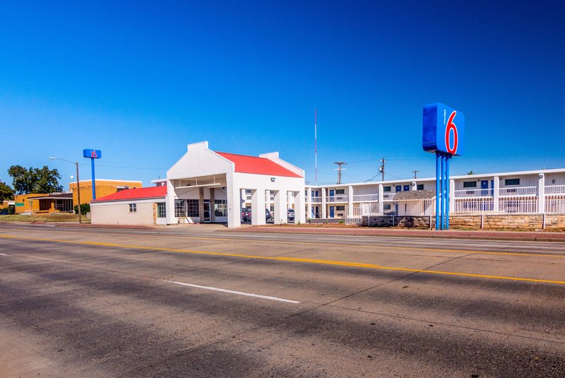 motel 6 childress tx