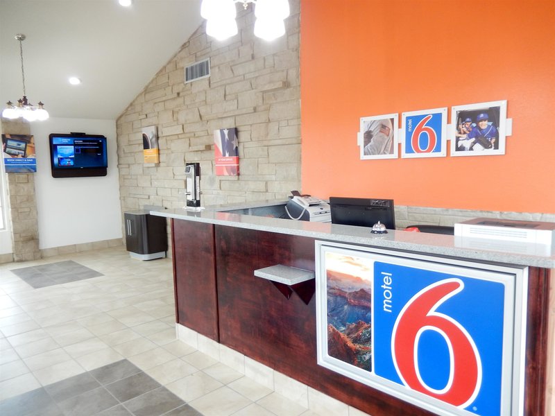 motel 6 childress tx