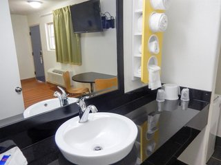 motel 6 childress tx