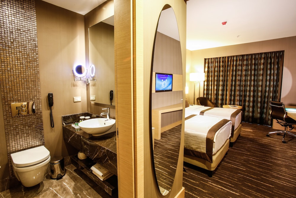 park dedeman bostanci hotel