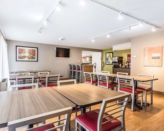 Comfort Inn Chicoutimi,Quebec>>Chicoutimi,3 star