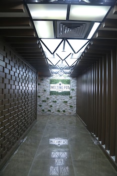 hotel harmony inn