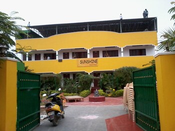 sunshine guest house