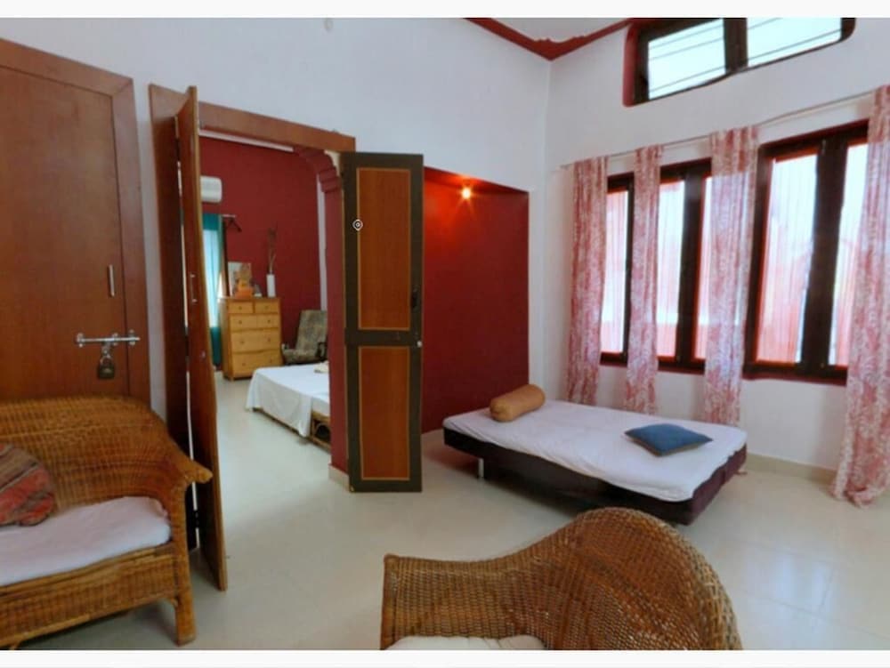 sunshine guest house