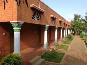 Chettinadu Court-Heritage View,Kanadukattan>>Karaikudi,3 star