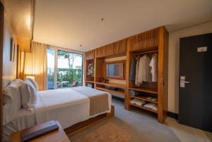 Hotel Spa Nau Royal,Maresias>>Camburi,5 star