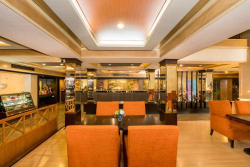 the niran grand hotel