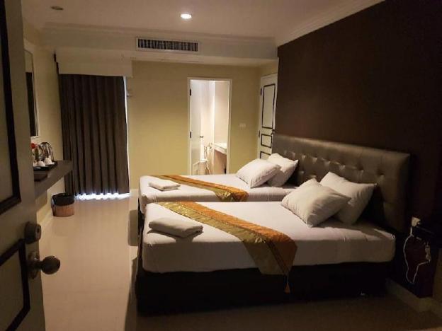 the niran grand hotel