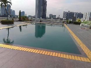 the niran grand hotel