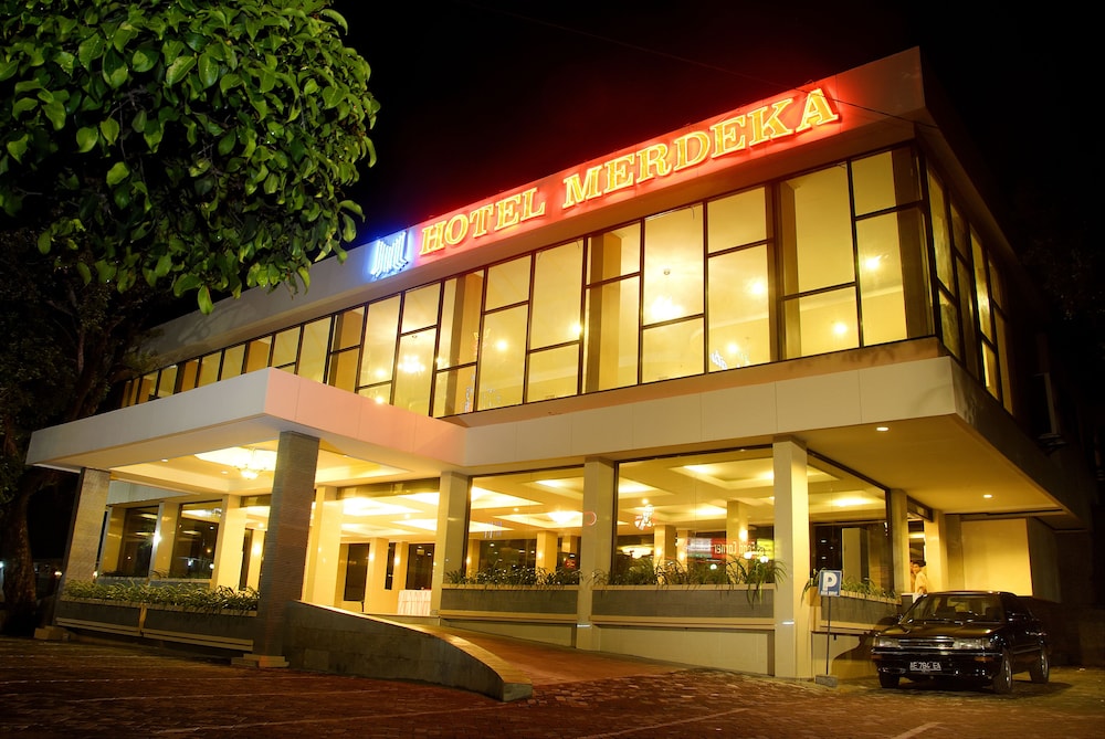 hotel merdeka madiun