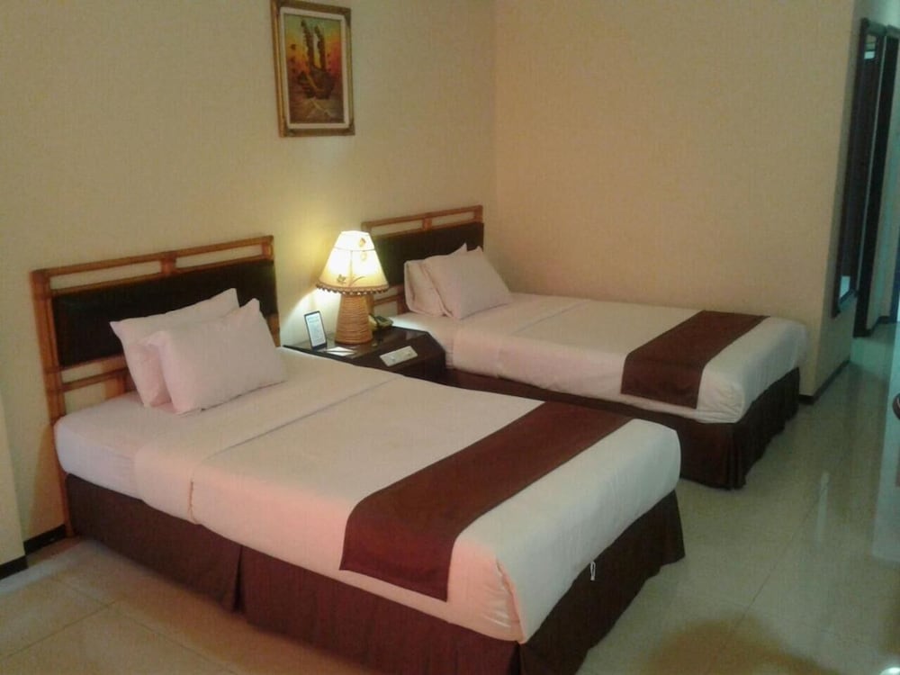hotel merdeka madiun