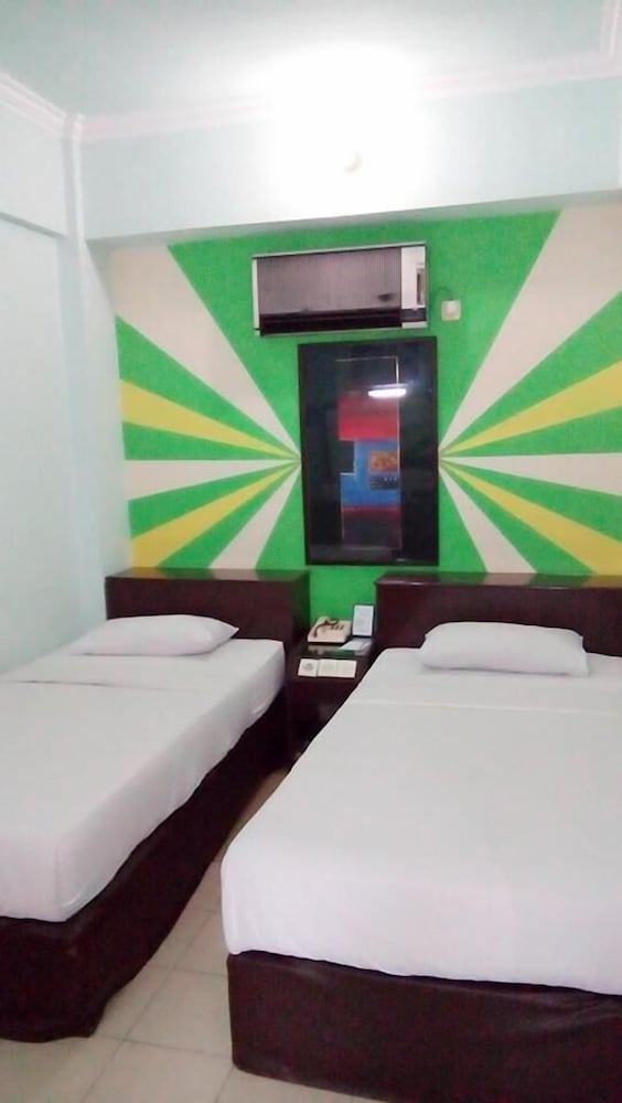 hotel merdeka madiun