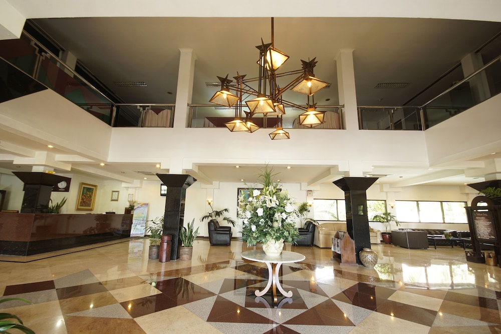 bahari inn tegal