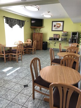 Cloverdale Wine Country Inn & Suites,Sonoma>>Cloverdale,3 star