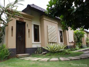 kalicaa villa tanjung lesung