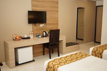 Bintang Mulia Hotel,Surabaya>>Jember,3 star