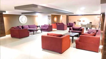 Grage Hotel Cirebon,Kuningan>>Cirebon,4 star