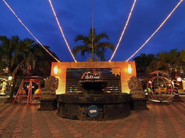 patria plaza hotel