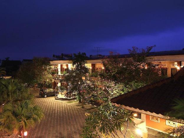 patria plaza hotel