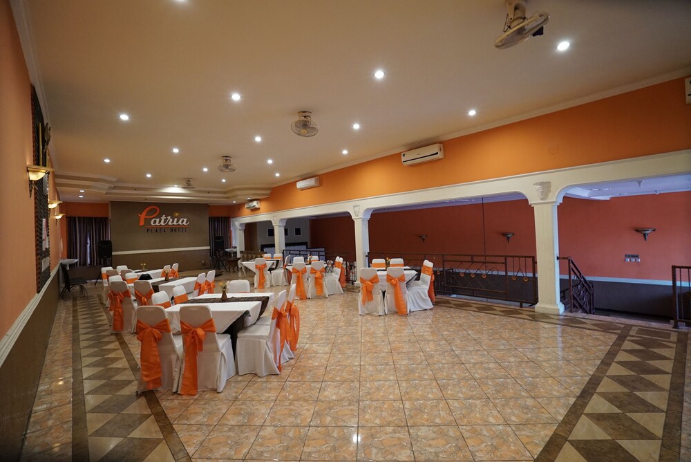 patria plaza hotel