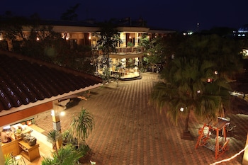 patria plaza hotel