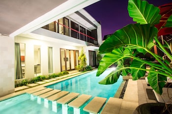 apple villa and apartment