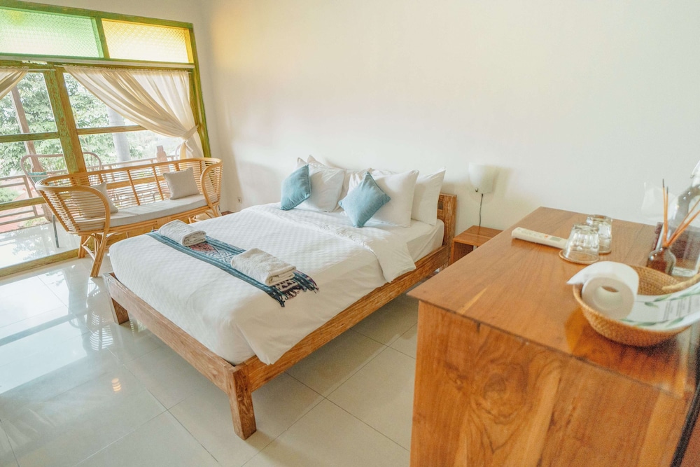 green hill boutique hotel