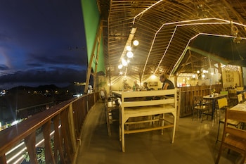 green hill boutique hotel