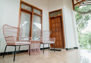 green hill boutique hotel