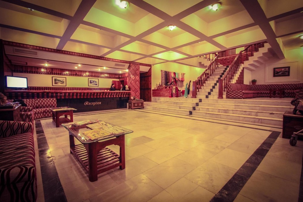 golden tulip manali