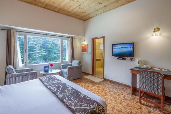 golden tulip manali