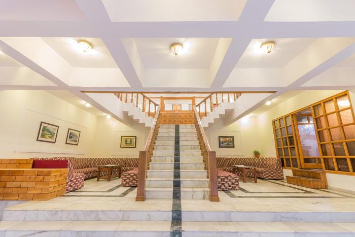 golden tulip manali