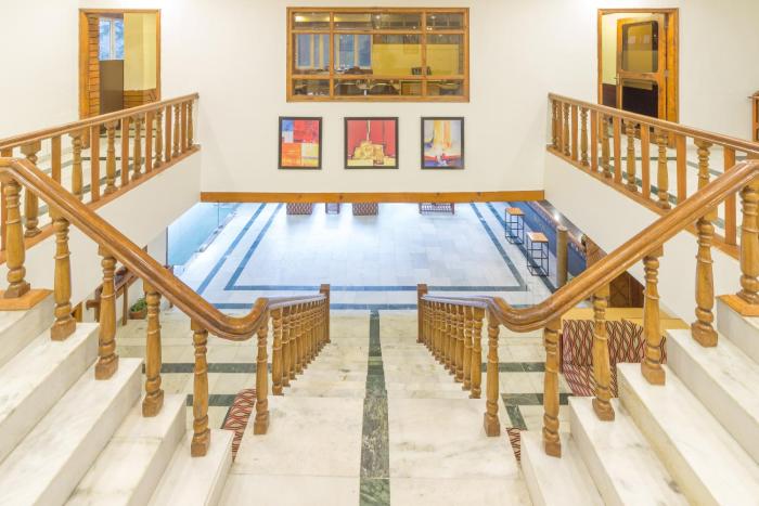 golden tulip manali