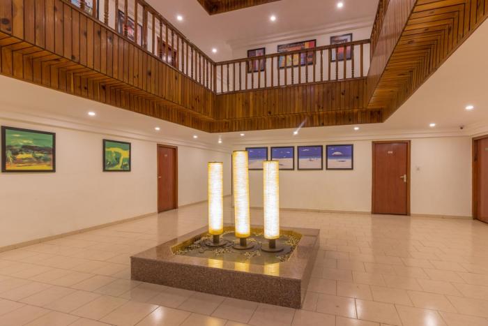 golden tulip manali