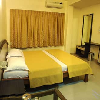 hotel saish international